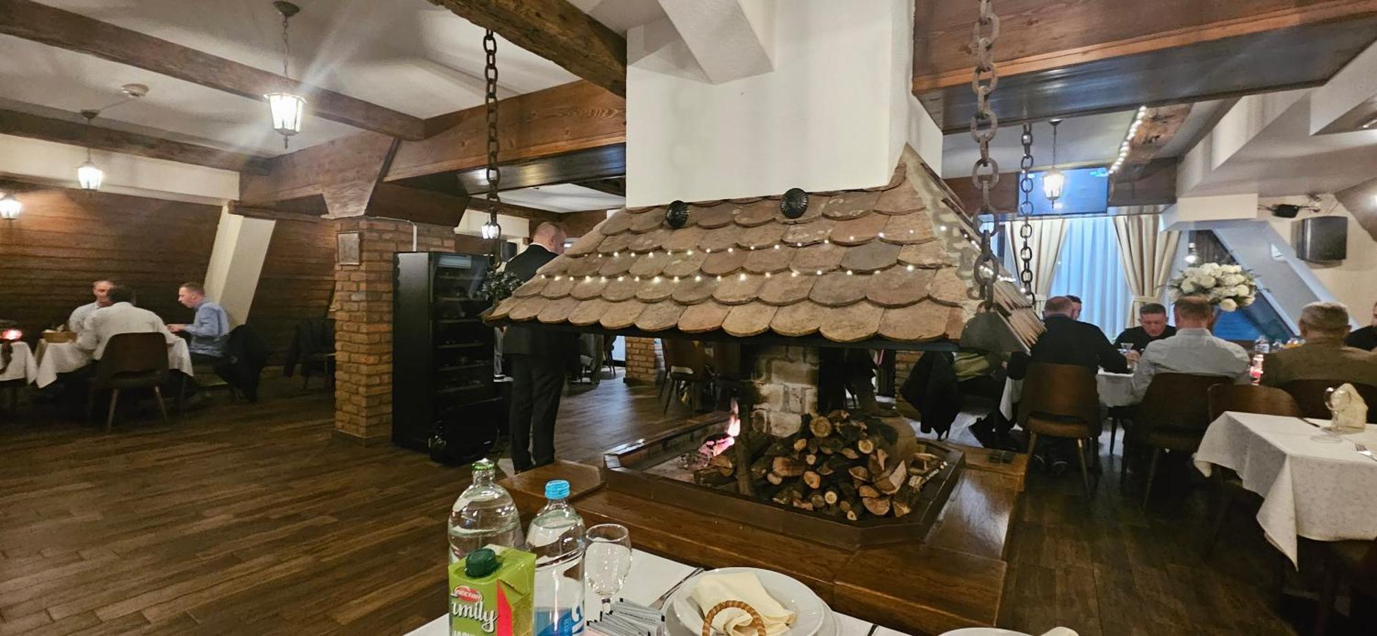 Hotel Babino Brdo Derventa Buitenkant foto