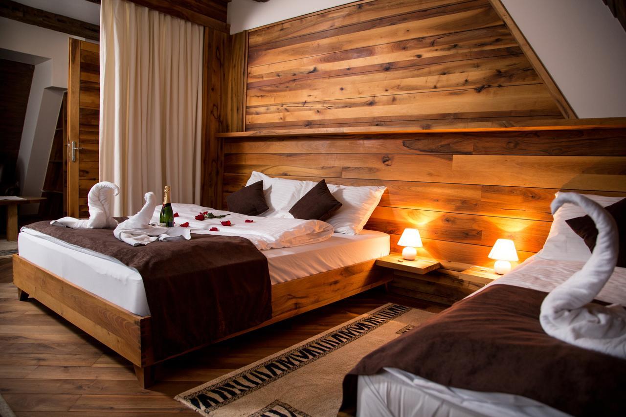 Hotel Babino Brdo Derventa Buitenkant foto