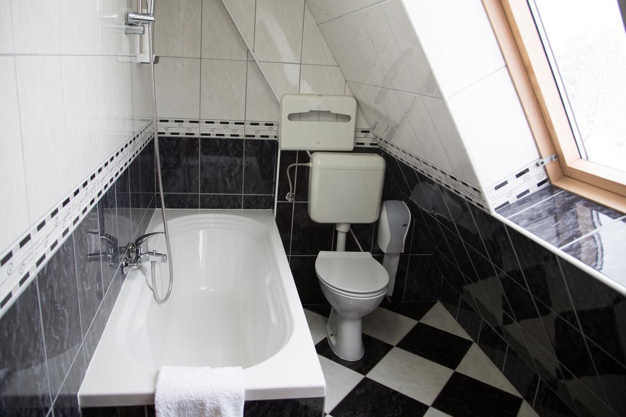 Hotel Babino Brdo Derventa Buitenkant foto